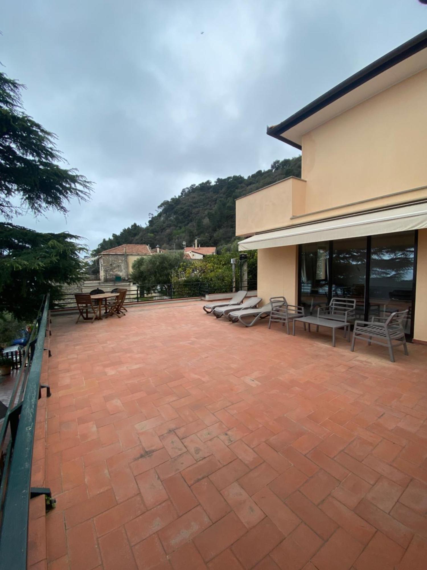 Hotel Rosita Finale Ligure Exterior photo